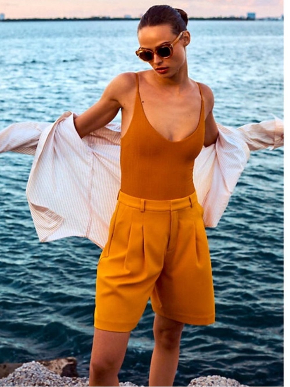 Anthropologie Maeve Avery Pleated‎ Shorts in Mango Mojito